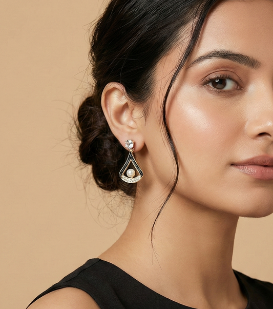 Noir Pearl Frame Drops