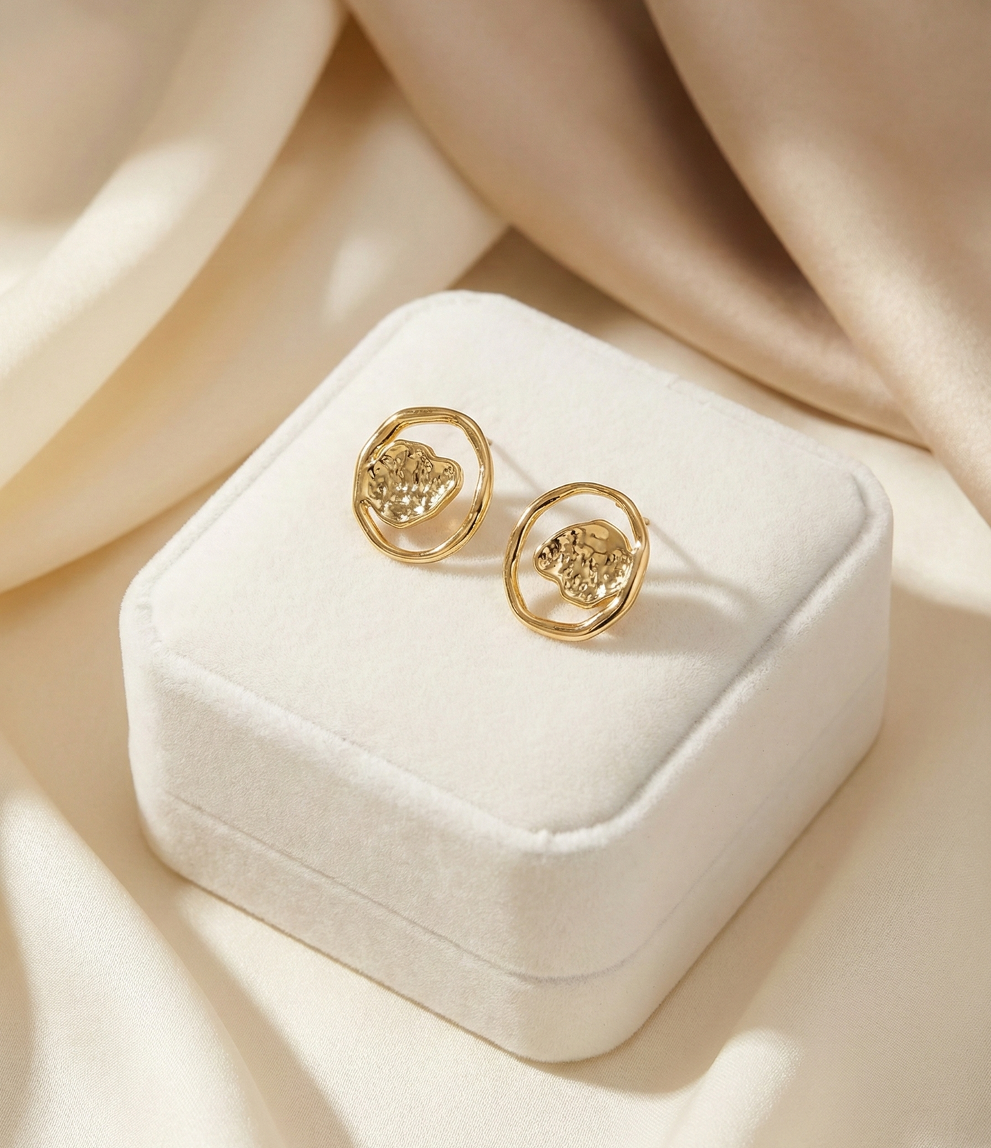 Korean Aura Loop Studs