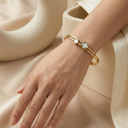 Ivory Clover Grace Bangle