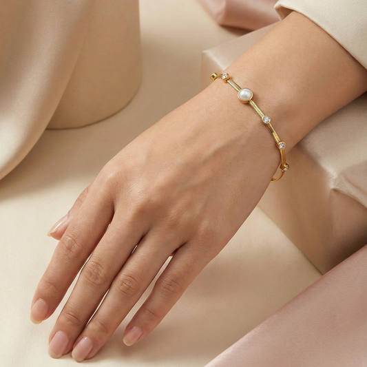 Luna Pearl Radiance Bracelet