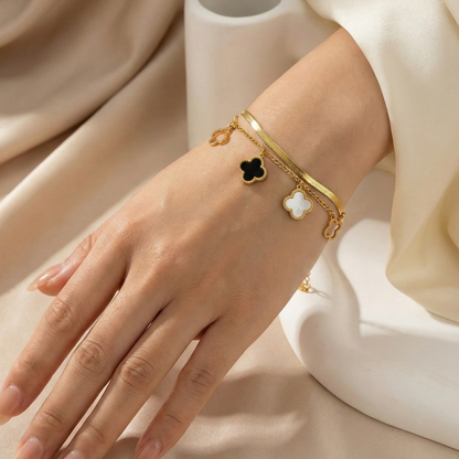Noir Clover Elegance Bracelet
