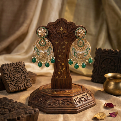 Emerald Noor Kundan